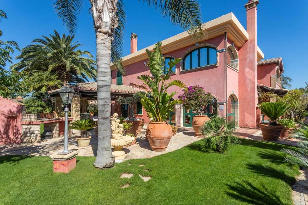 فلوميني دي كوارتو Villa Flumini المظهر الخارجي الصورة