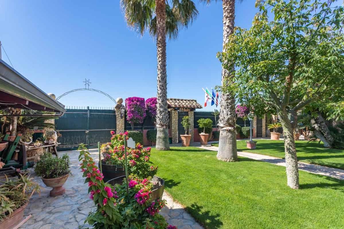 فلوميني دي كوارتو Villa Flumini المظهر الخارجي الصورة