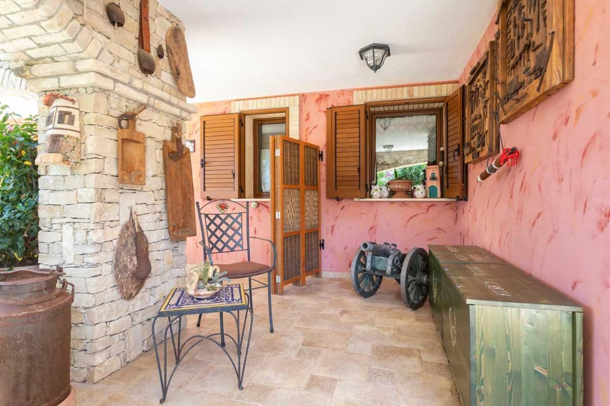 فلوميني دي كوارتو Villa Flumini المظهر الخارجي الصورة